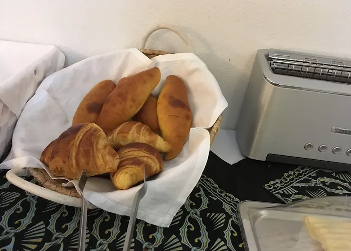 里巴马酒店 纳扎雷